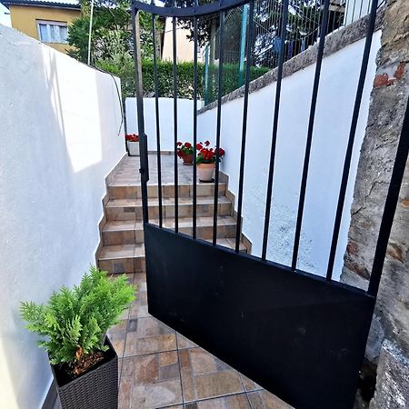 Parun Apartment Pula Bagian luar foto